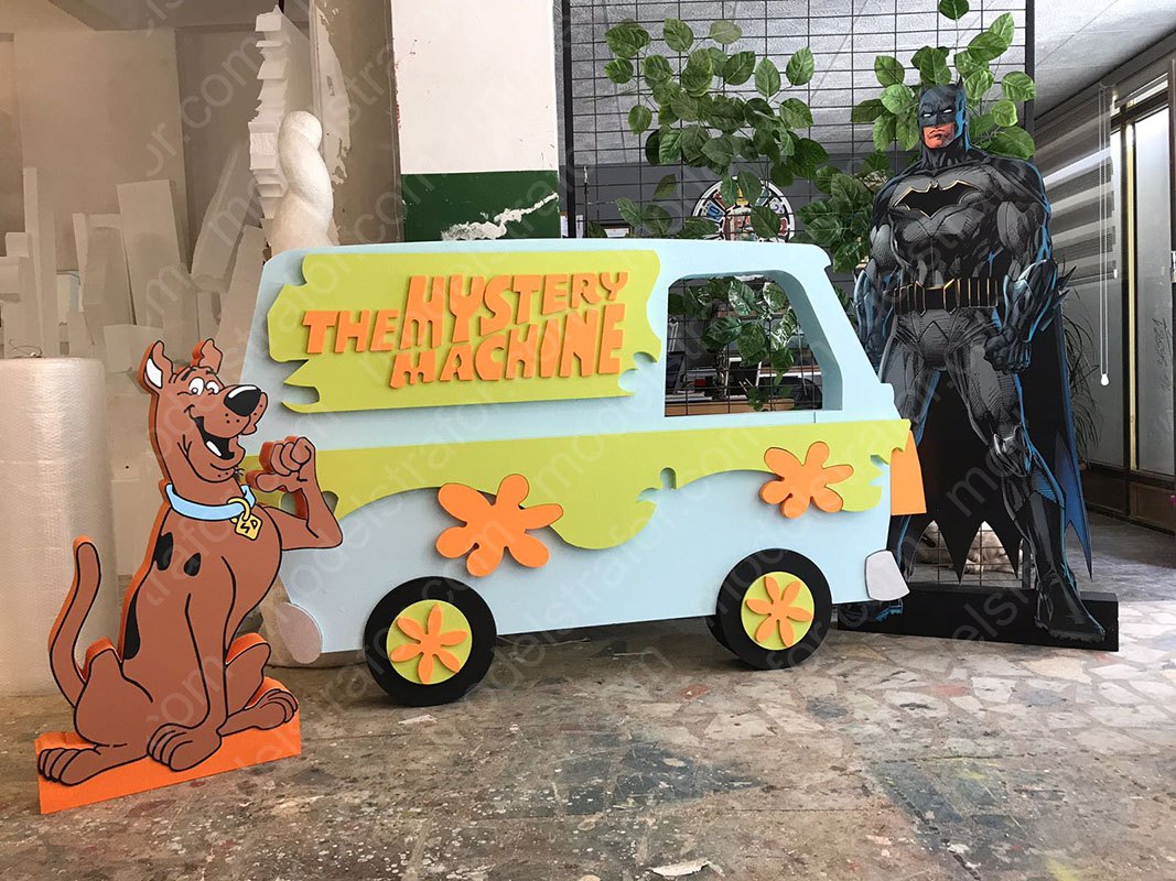 Batman ve Scooby Temalı Strafor Doğum Günü Dekoru