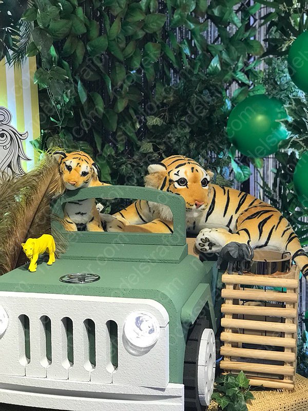 Strafor Safari Arabası Modeli