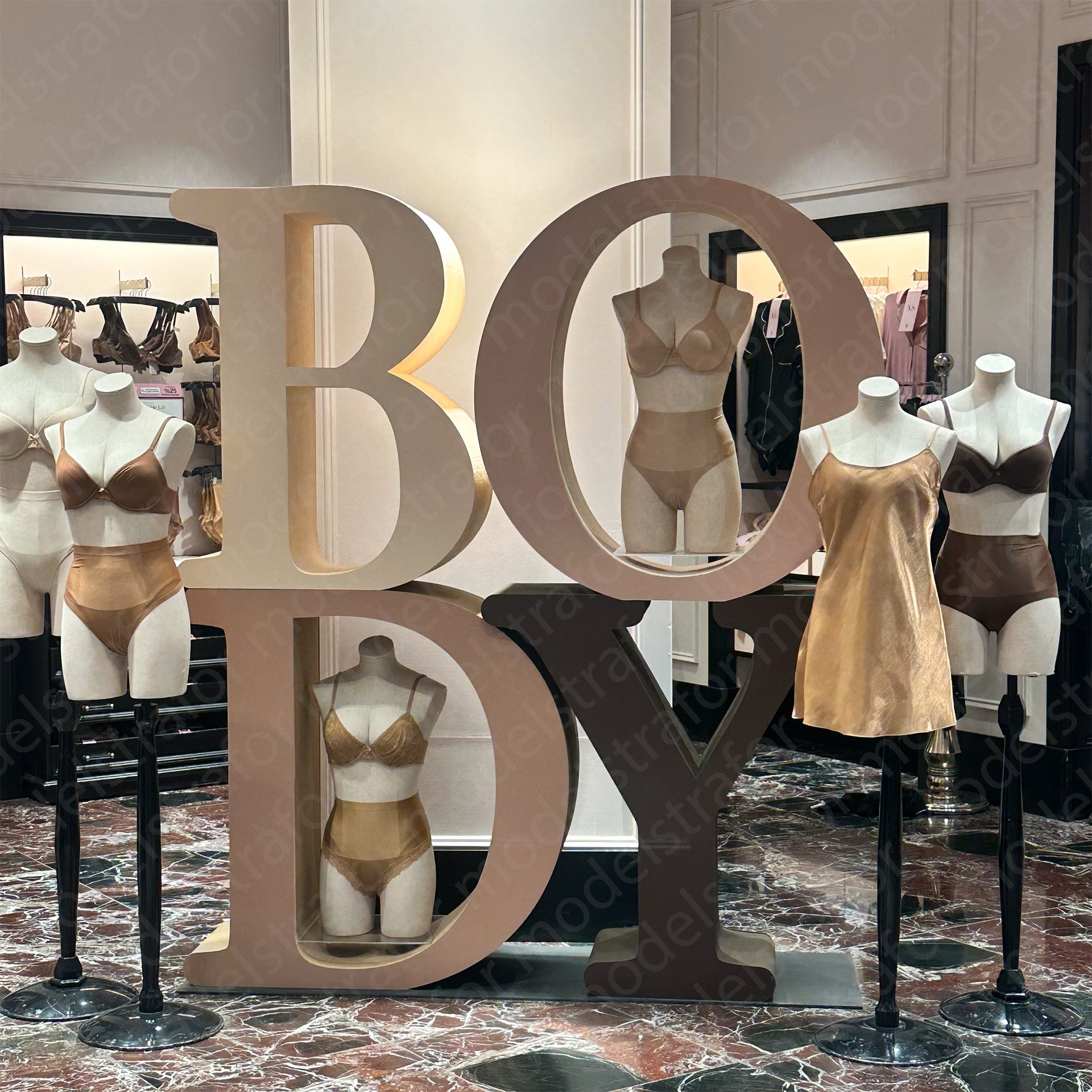 Victoria Secret Mağaza Dekoru